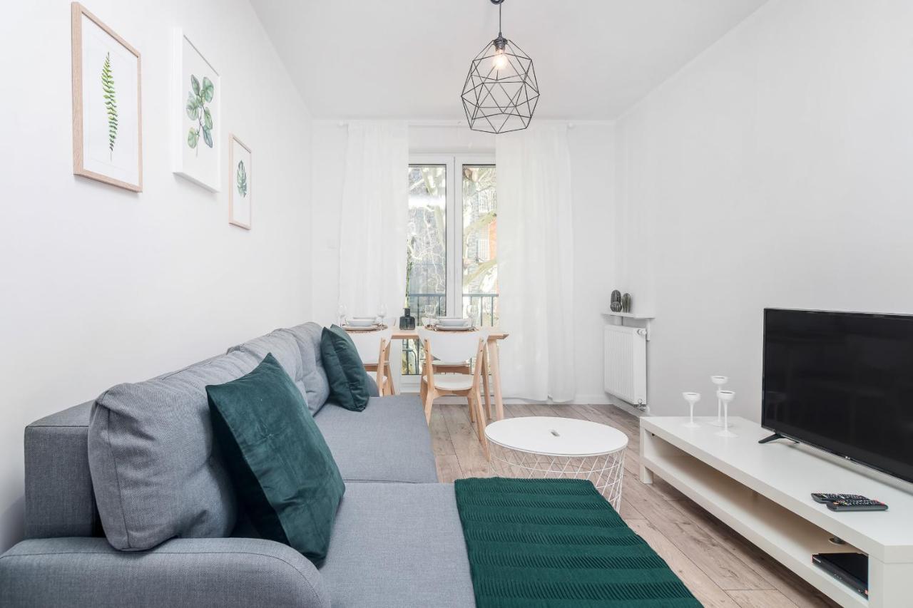 Botanic Gardens Apartment With Free Garage Wroclaw By Noclegi Renters Extérieur photo