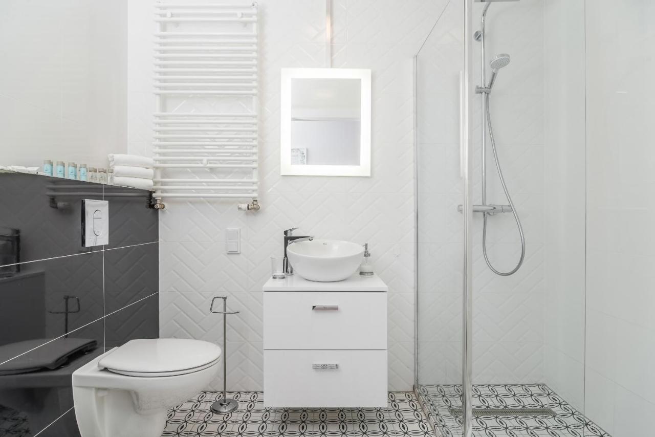 Botanic Gardens Apartment With Free Garage Wroclaw By Noclegi Renters Extérieur photo