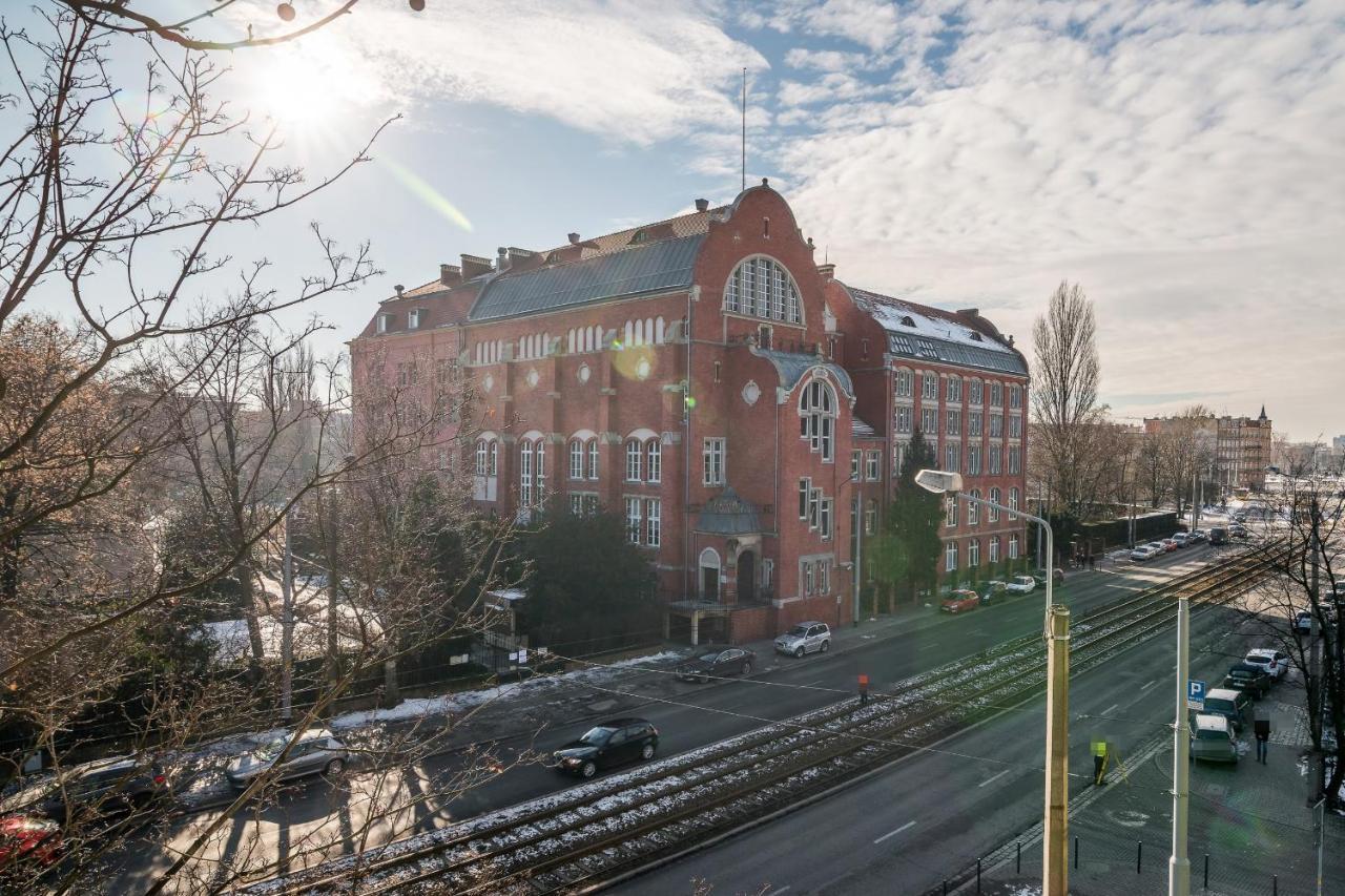 Botanic Gardens Apartment With Free Garage Wroclaw By Noclegi Renters Extérieur photo