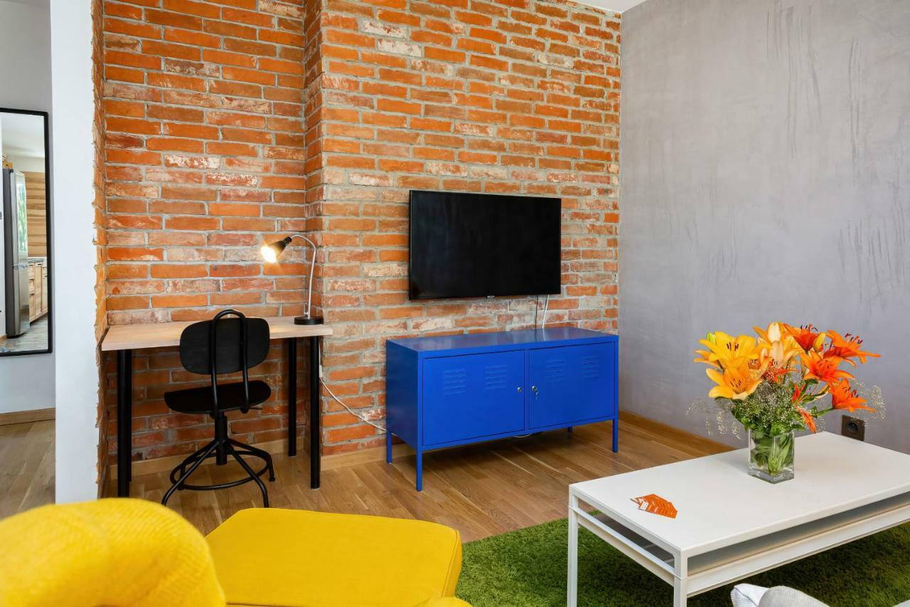 Botanic Gardens Apartment With Free Garage Wroclaw By Noclegi Renters Extérieur photo
