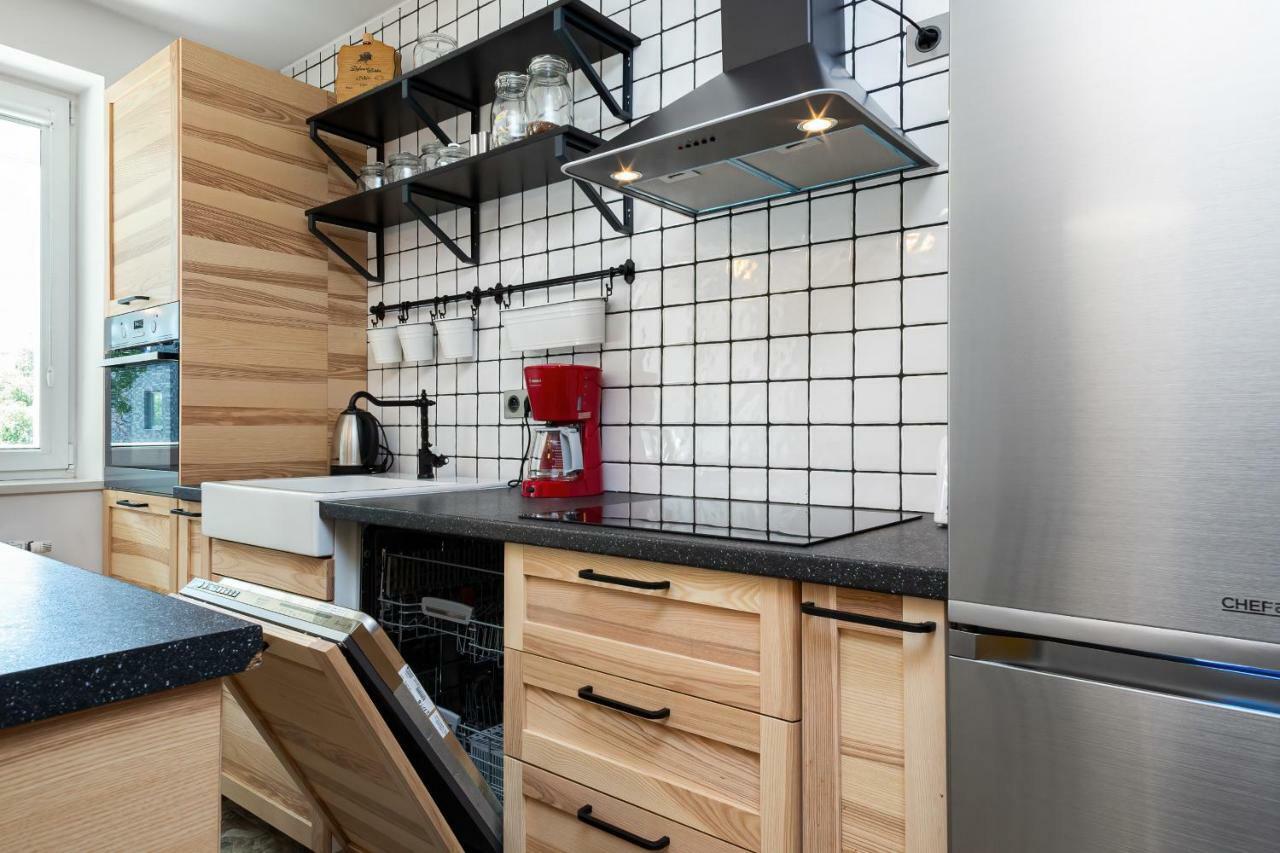Botanic Gardens Apartment With Free Garage Wroclaw By Noclegi Renters Extérieur photo