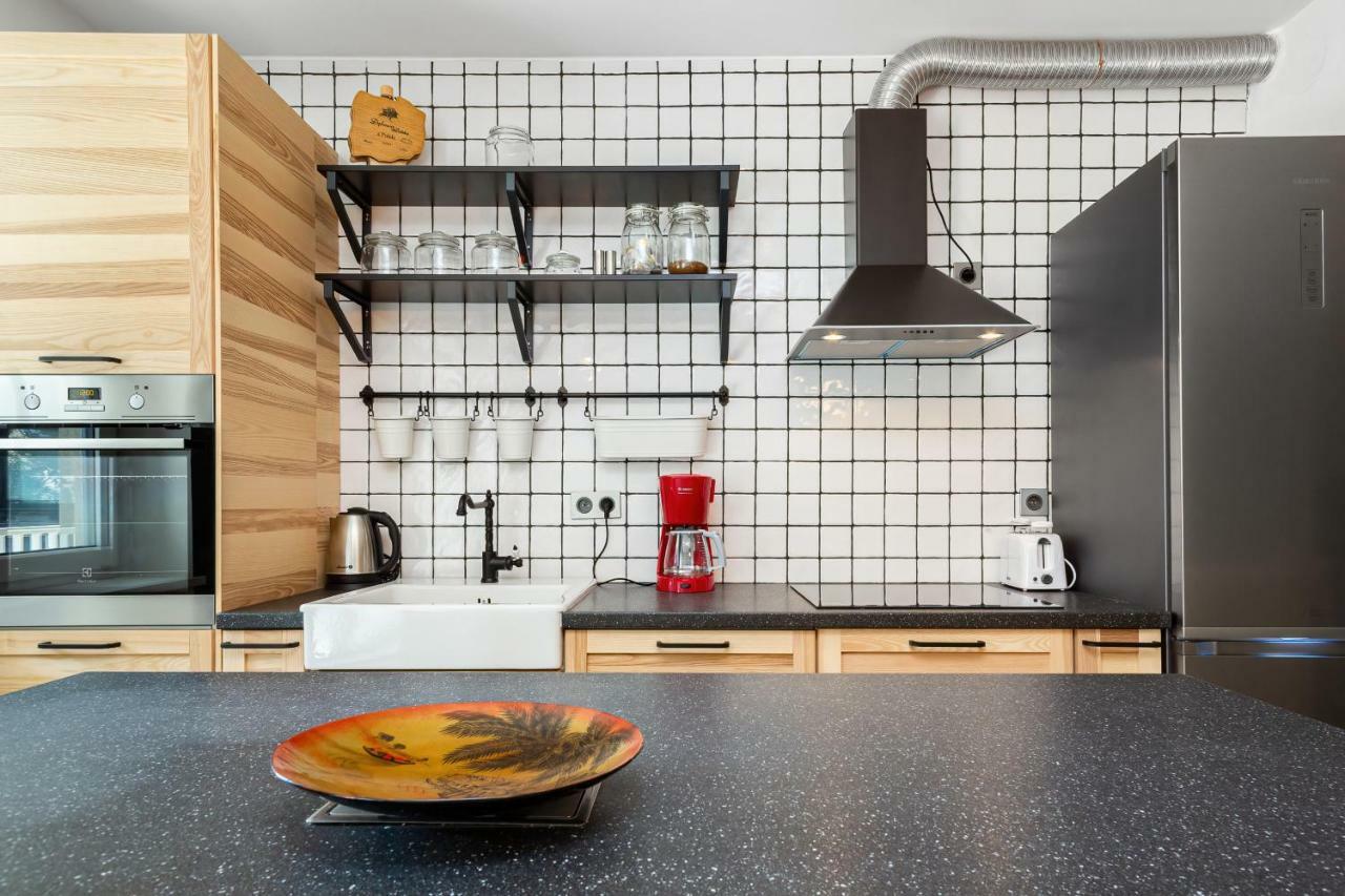 Botanic Gardens Apartment With Free Garage Wroclaw By Noclegi Renters Extérieur photo
