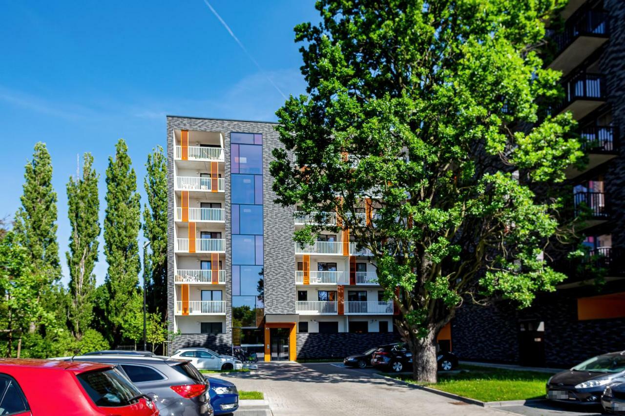 Botanic Gardens Apartment With Free Garage Wroclaw By Noclegi Renters Extérieur photo